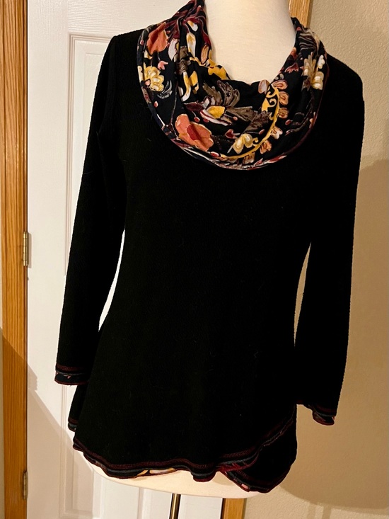 Parsley & Sage Tops - Parsley & Sage Black Cowl Neck Tunic top with attached Floral Scarf Accent